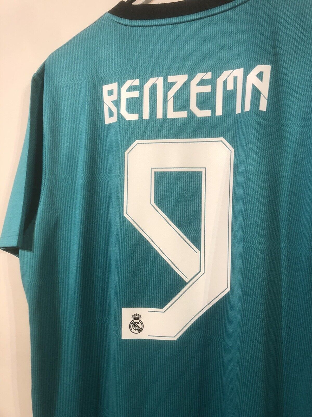 Benzema #9 Real Madrid 2021/22 Large 3rd Shirt Excellent Condition