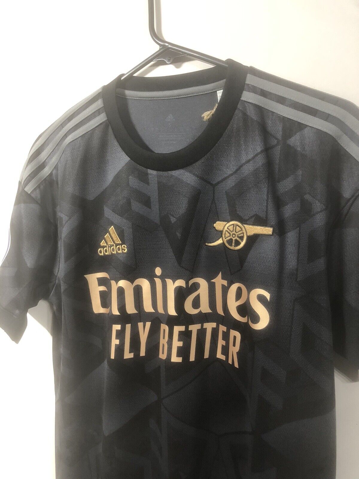 Xhaka #34 Arsenal 2022/23 Small Away Shirt Adidas Excellent Condition H35902