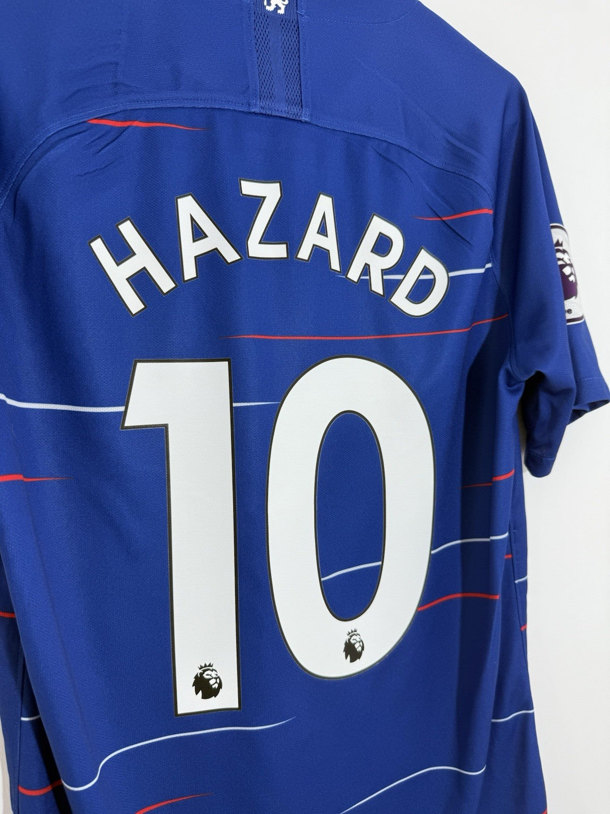 Chelsea Hazard #10 2018/19 Home Medium Shirt Nike Excellent Condition 919009-496