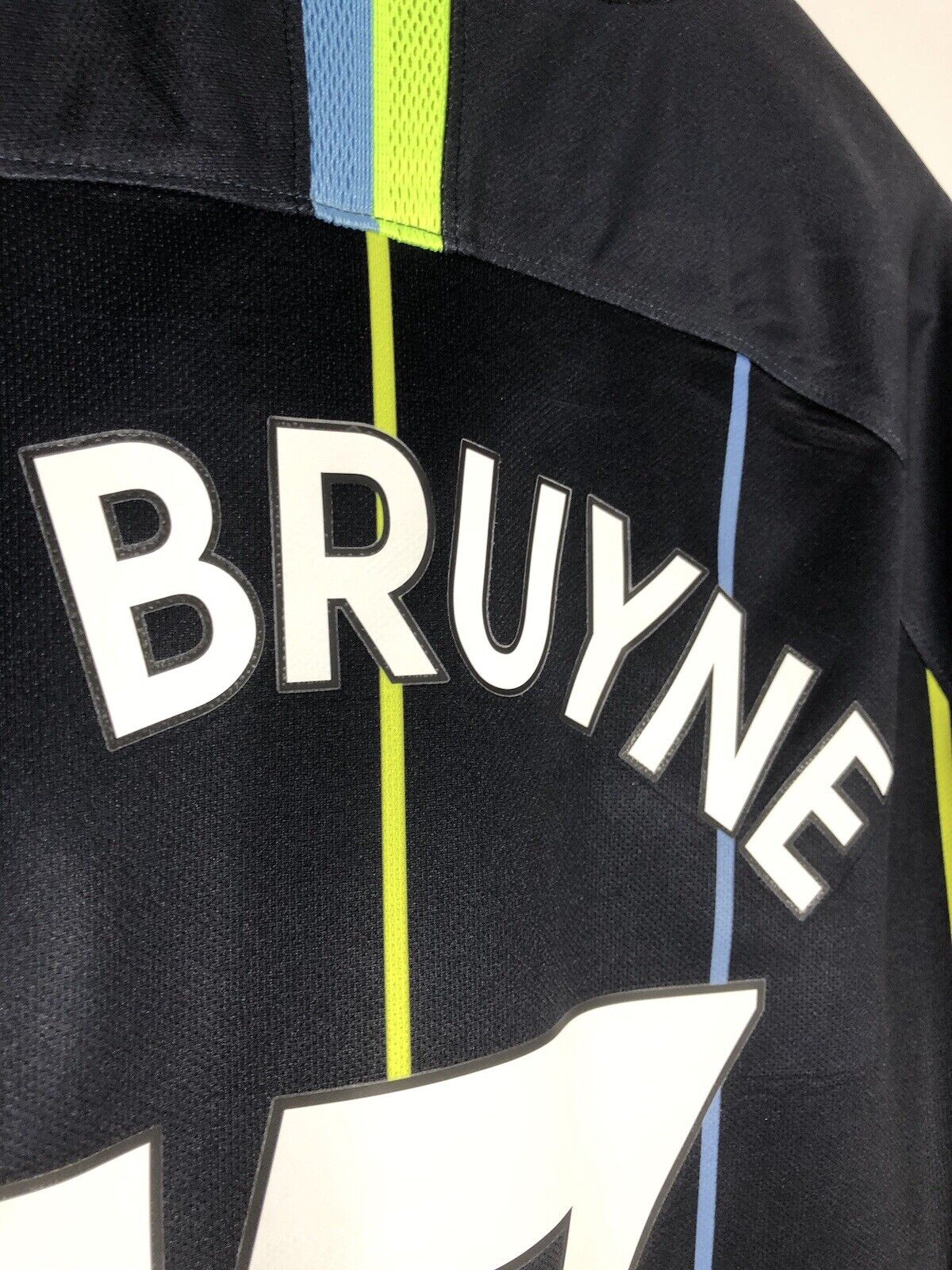 De Bruyne 17 Manchester City 2018 19 Large Away Excellent Condition 919002 476