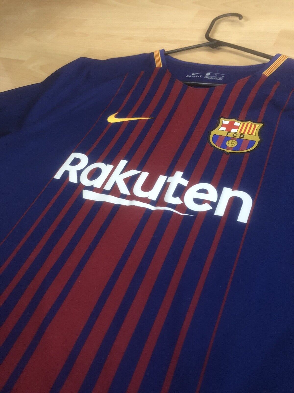 Suarez 9 Barcelona Xl 2017 18 Home Shirt Nike Excellent Condition 847255 457