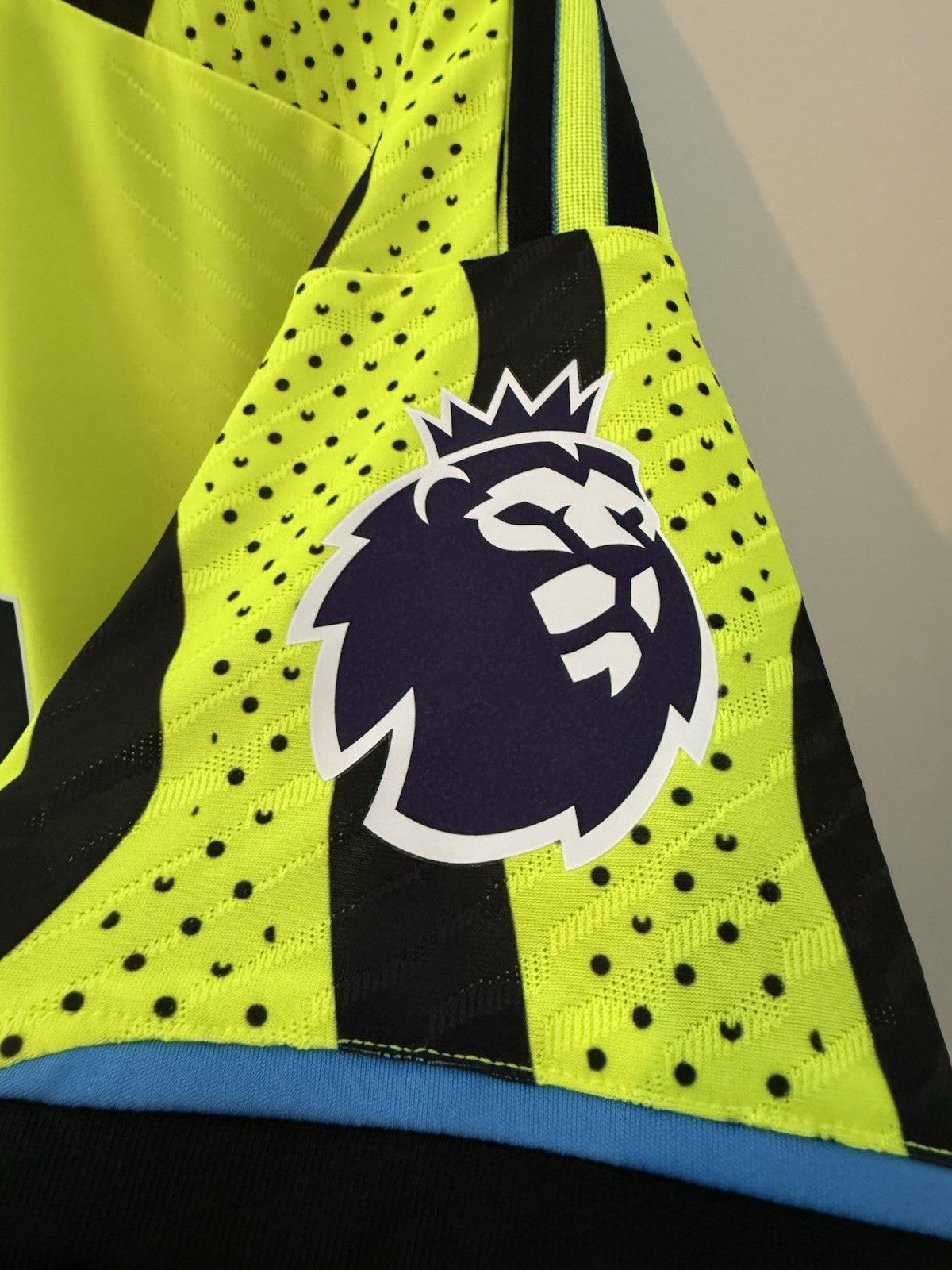 Arsenal Saka #7 2023/24 Large Authentic Away Shirt Adidas BNWT HR6926