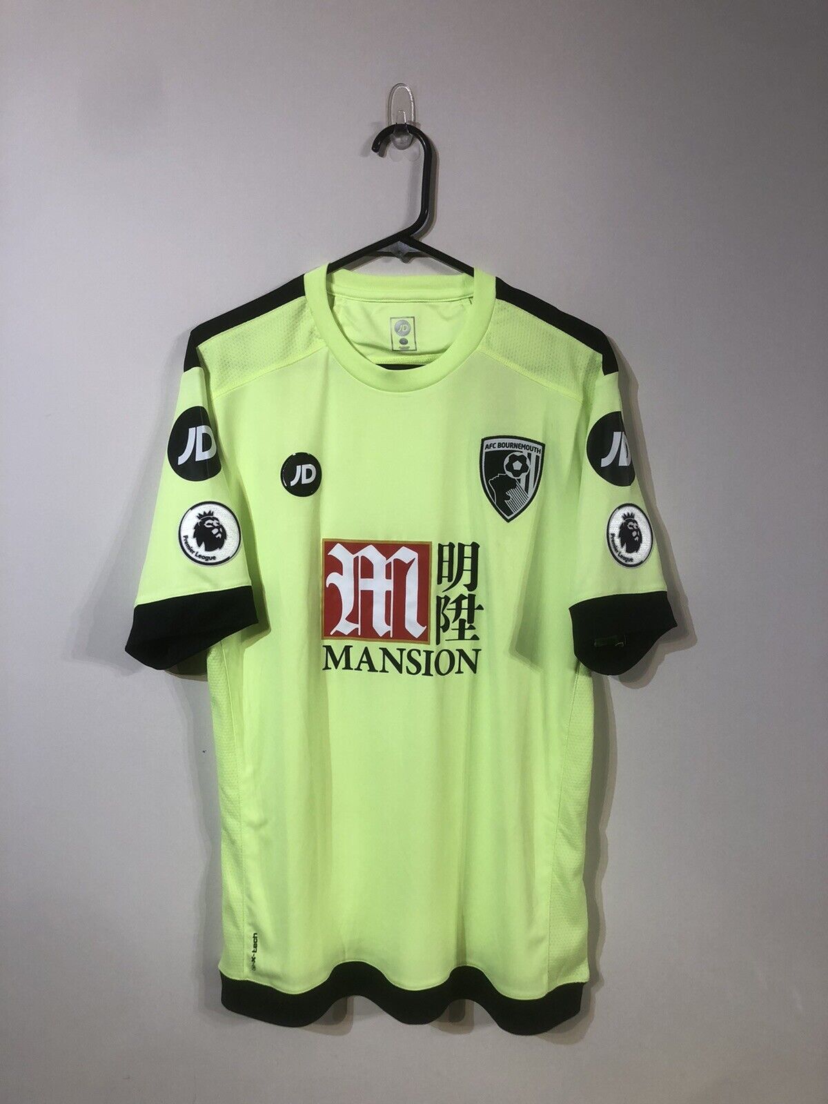 AFC Bournemouth 2016/17 Medium 3rd Shirt JD Excellent Condition