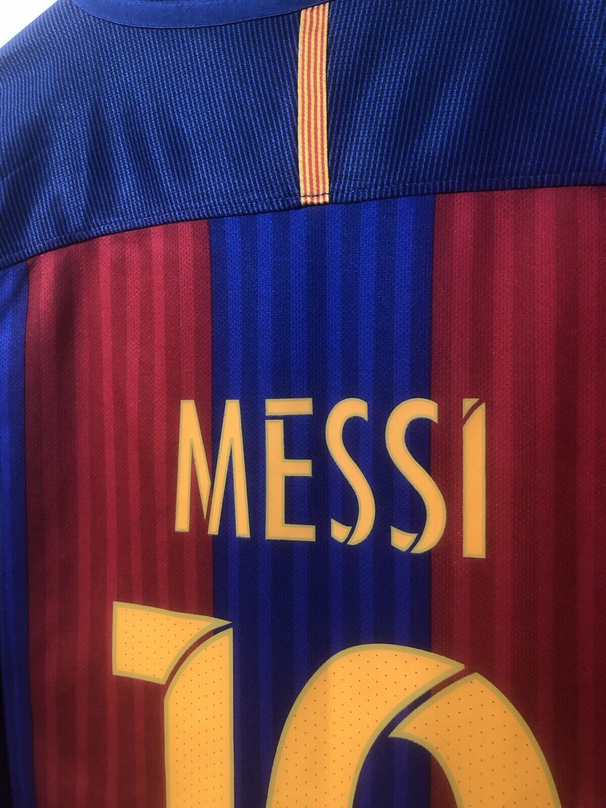 Messi 10 Barcelona 2016 17 Home Small Shirt Nike Excellent Condition 776850 481