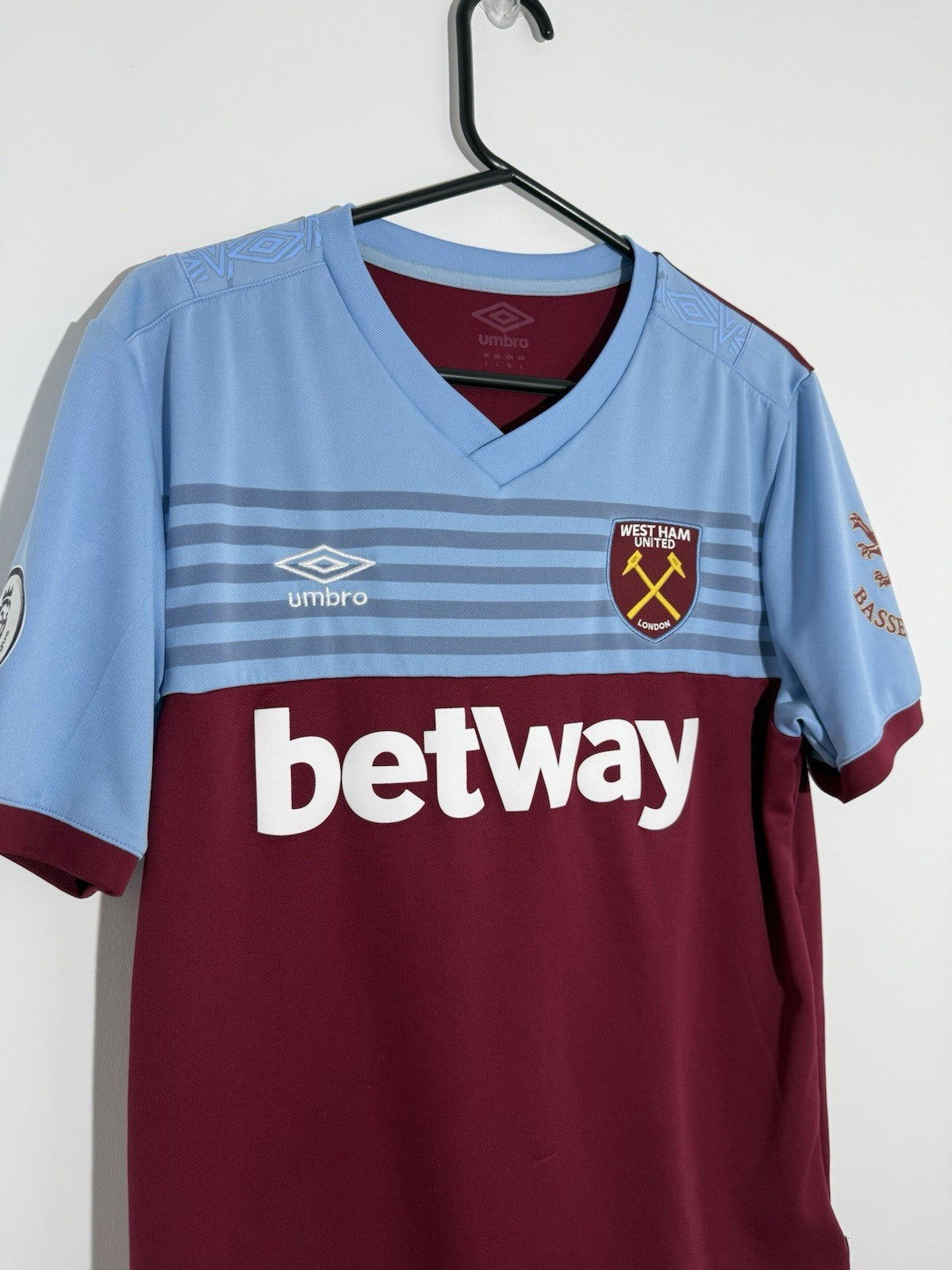 West Ham United Bowen #17 2019/20 Large Home Shirt Umbro Very Good Condition