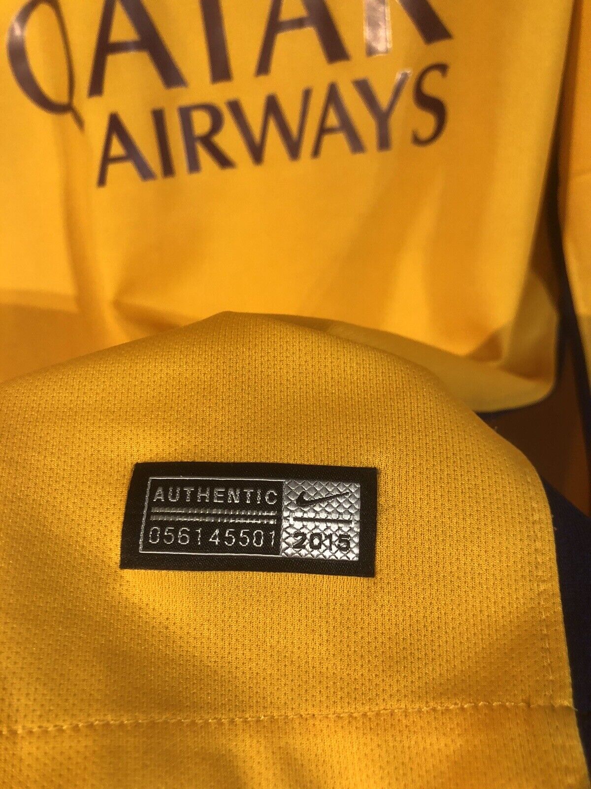 Messi #10 Barcelona 2015/16 Small Long Sleeved Away Shirt Nike Excellent Conditi