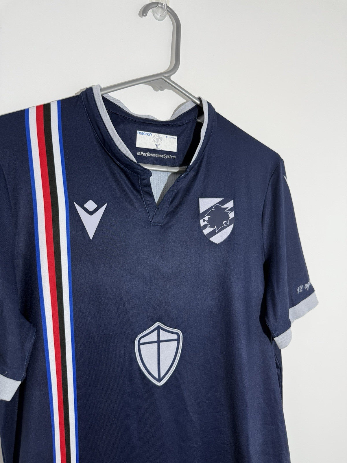 Sampdoria 2021/22 Medium 4th Shirt Macron Excellent Condition