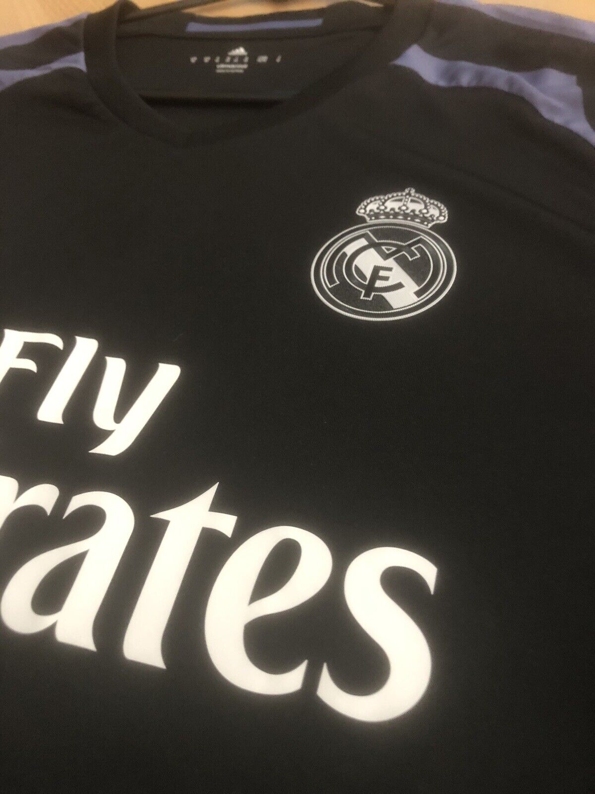 Sergio Ramos #4 2016/17 Real Madrid Medium 3rd Shirt Excellent Condition AI5139