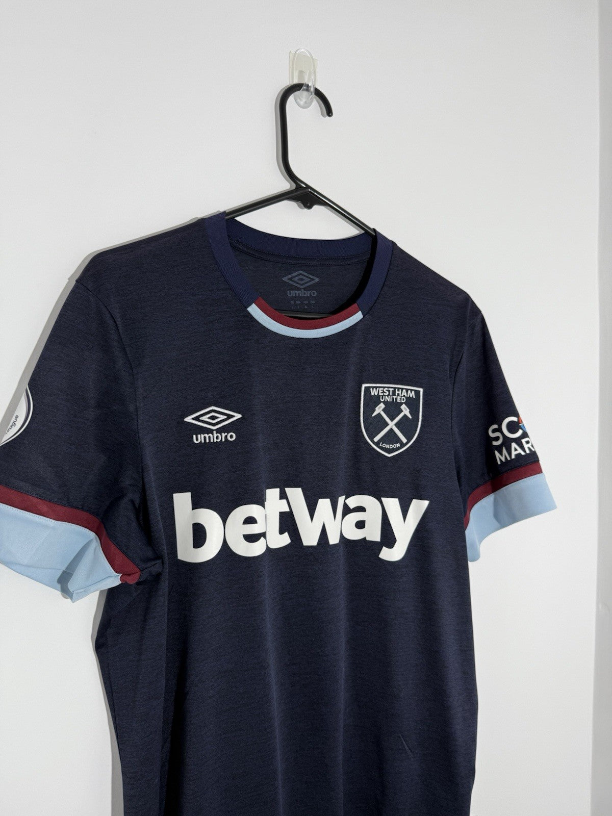 West Ham United Noble #16 2021/22 Large 3rd Home Umbro Excellent Condition