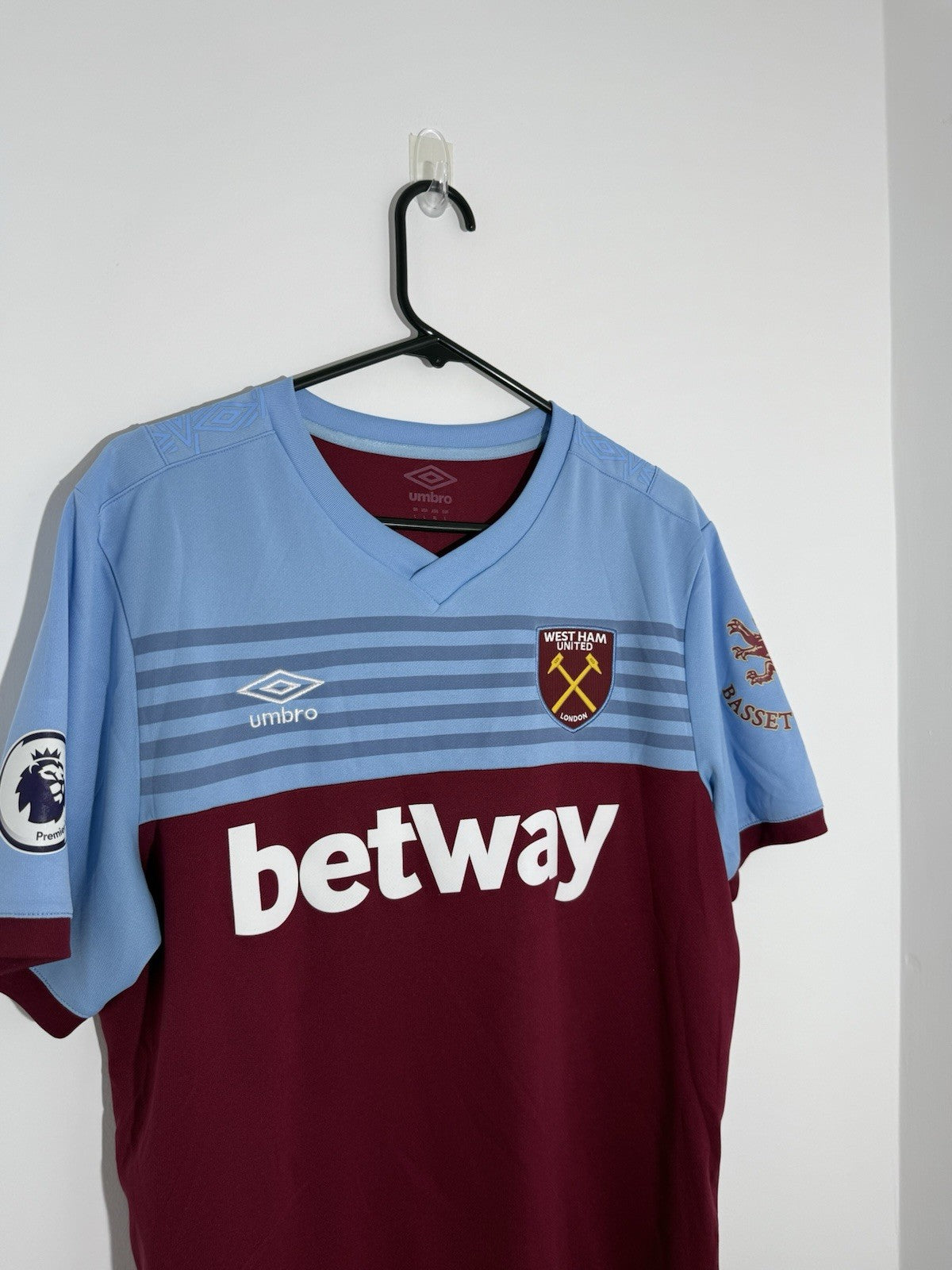 West Ham United Noble #16 2019/20 Large Home Shirt Umbro Excellent Condition