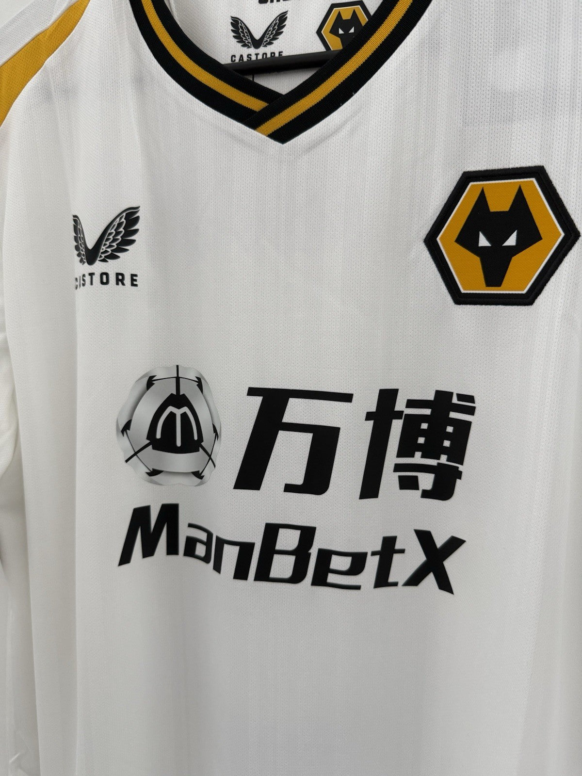 Wolverhampton Wanderers Ait-Nouri #3 2021/22 Large 3rd Shirt Castore BNWT