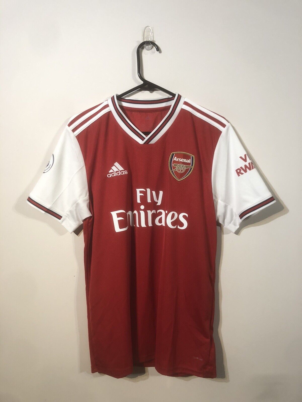 Saka #77 Arsenal 2019/20 Medium Home Football Shirt Excellent Condition EH5637