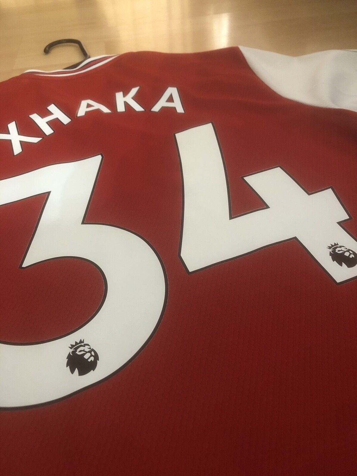 Xhaka #34 Arsenal 2019/20 Medium Home Football Shirt Excellent Condition EH5637