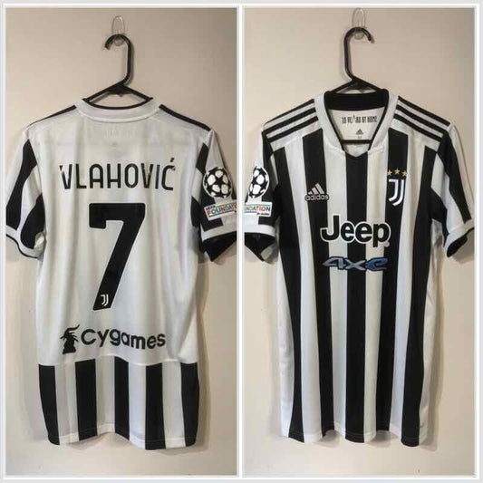 Vlahovic #7 Juventus 2021/22 Medium Home CL Football Shirt Adidas BNWT