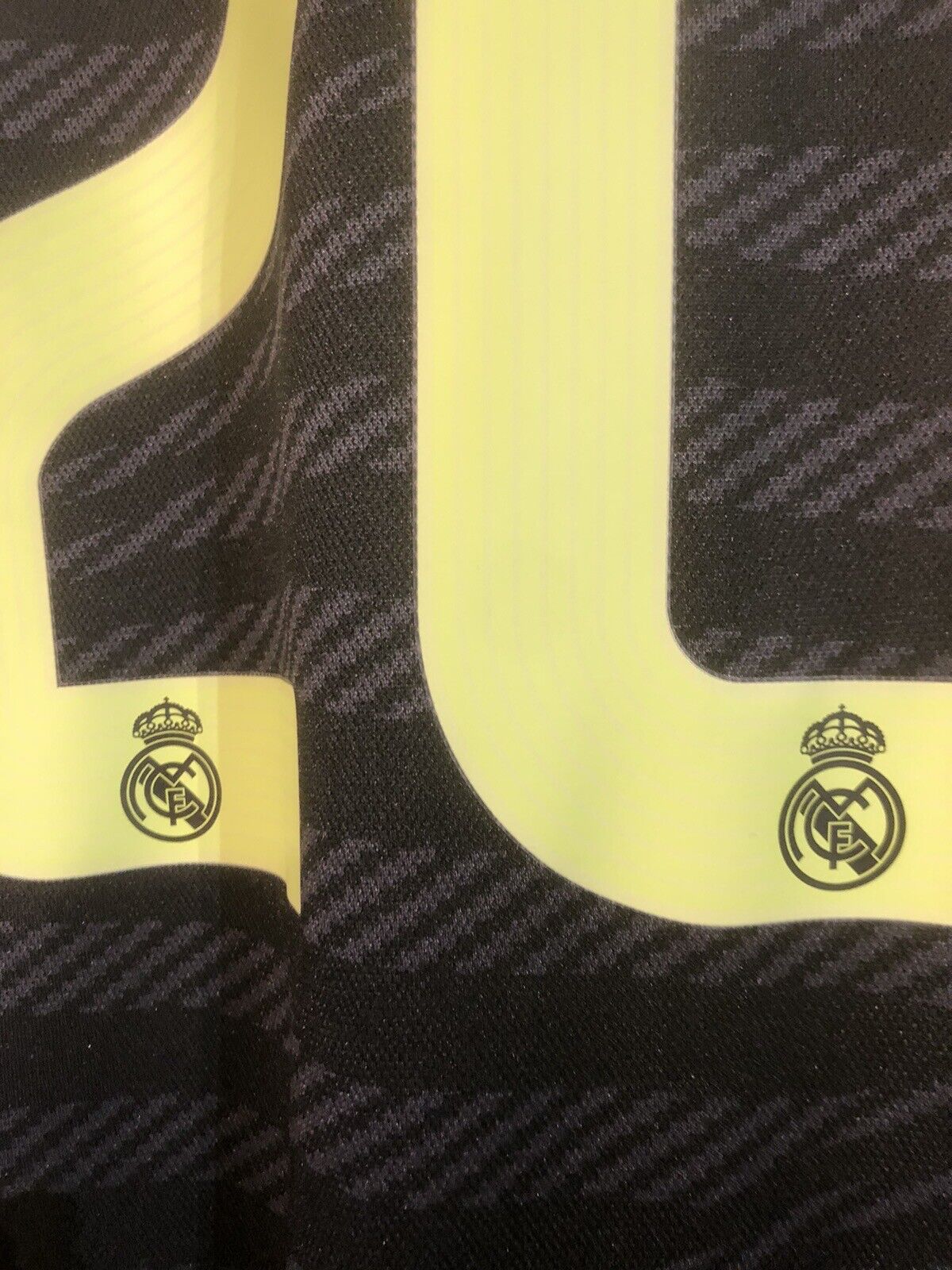 Vini Jr #20 Real Madrid 2022/23 3rd Large Football Shirt Adidas BNWT