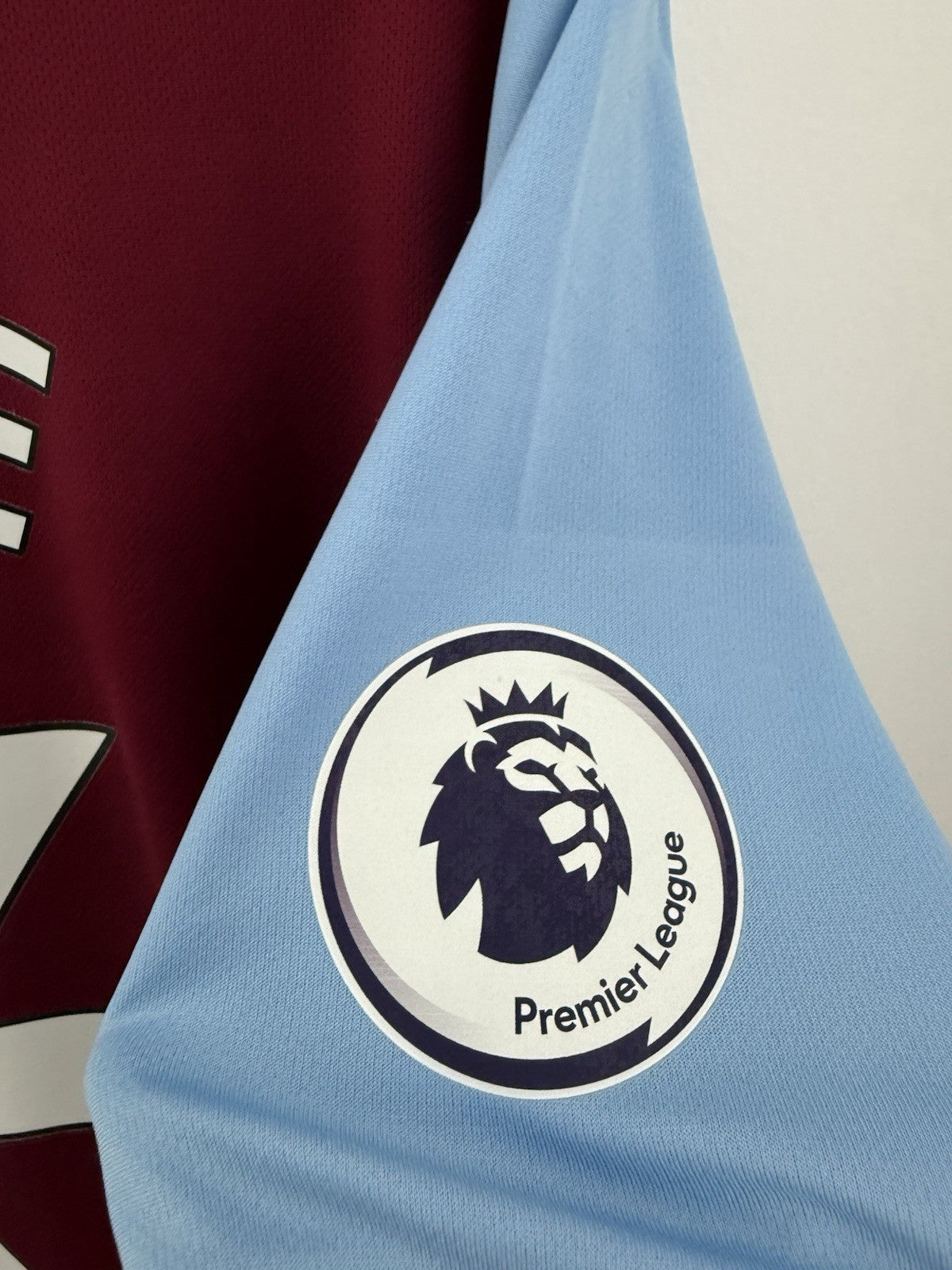 West Ham United Noble #16 2019/20 Large Home Shirt Umbro Excellent Condition