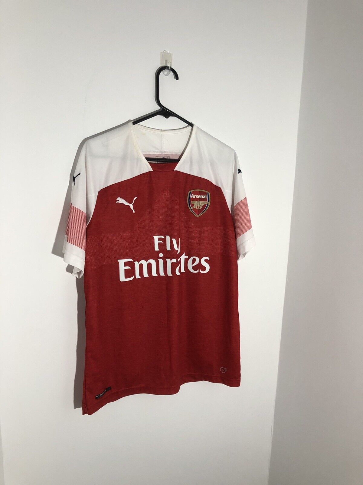 Saka #87 Arsenal 2018/19 Large Home Shirt Puma Excellent Condition 753209-12