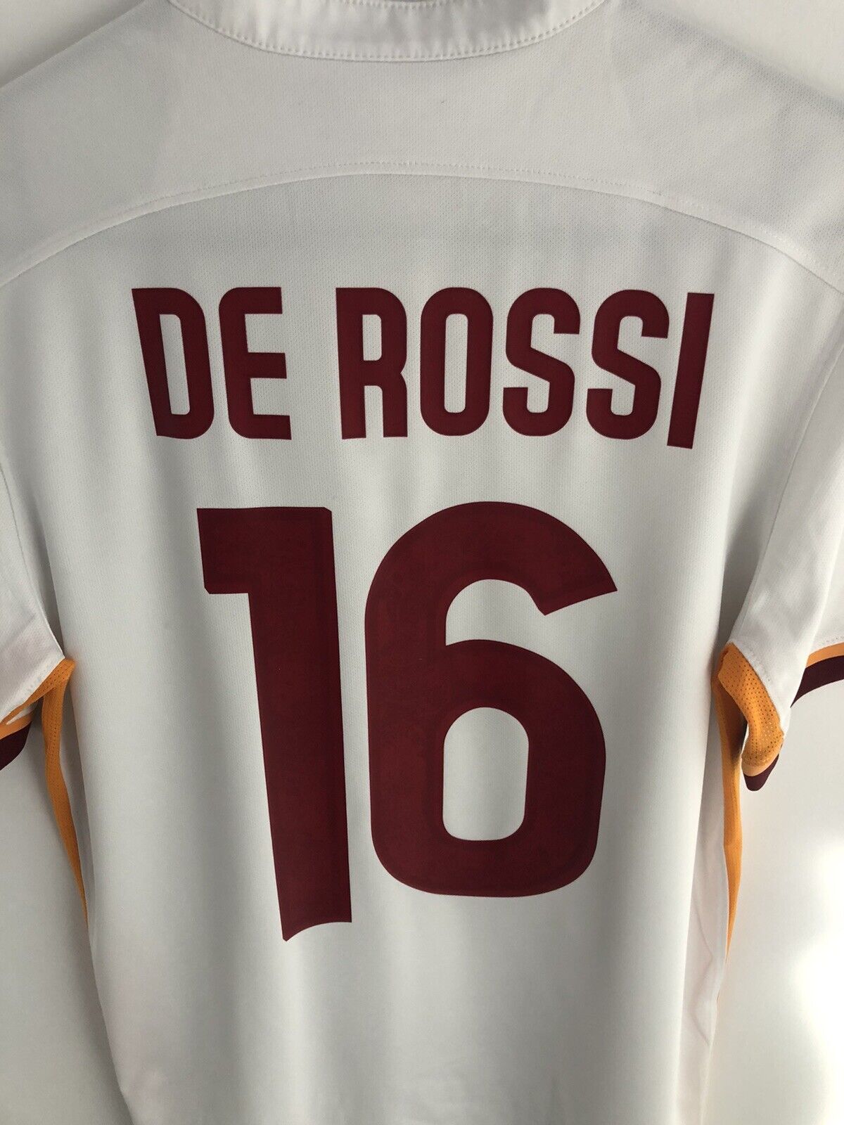 De Rossi 16 AS Roma 2015 16 Away Small Shirt Excellent Condition 658918 106