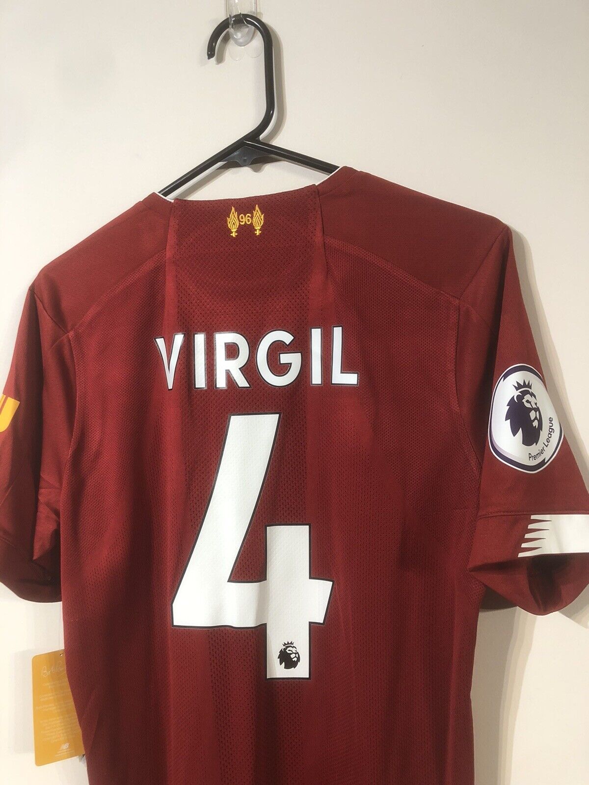 Virgil #4 Liverpool Small 2019/20 Home Shirt Jersey New Balance BNWT MT930000