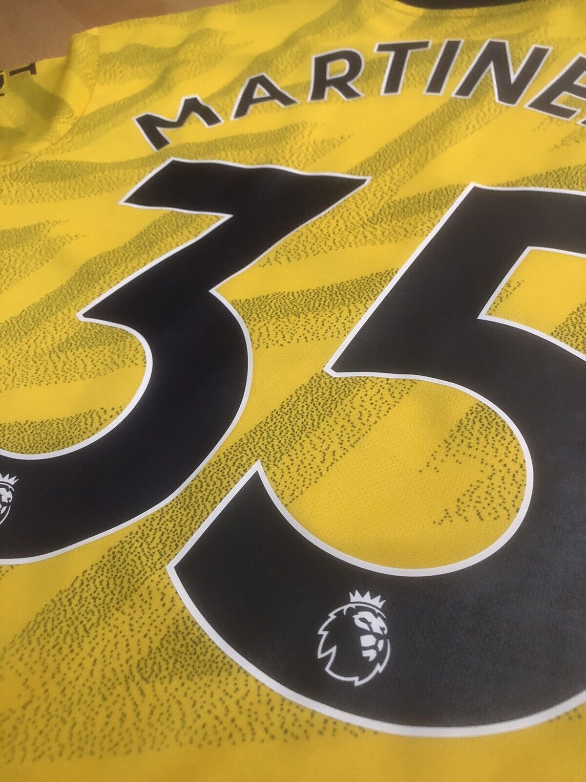 Martinelli #35 Arsenal 2019/20 Small Away Shirt Excellent Condition EH5635