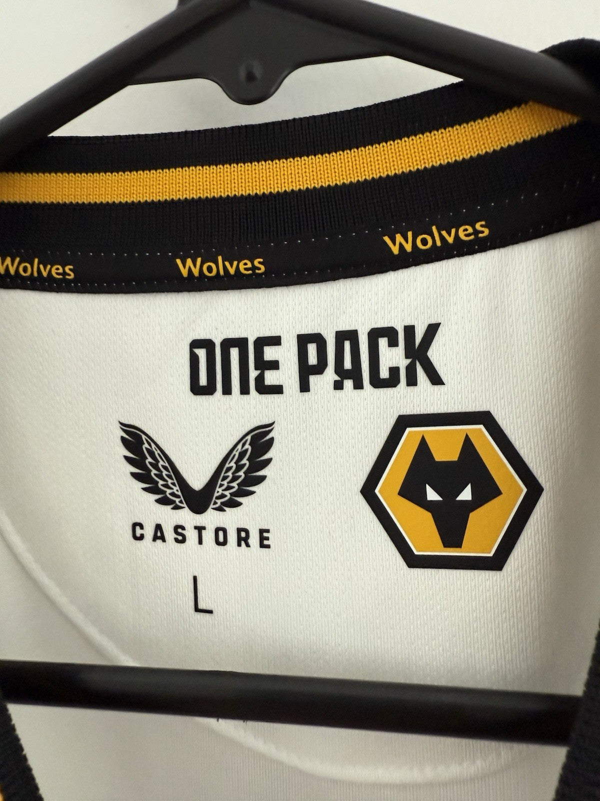 Wolverhampton Wanderers Ait-Nouri #3 2021/22 Large 3rd Shirt Castore BNWT