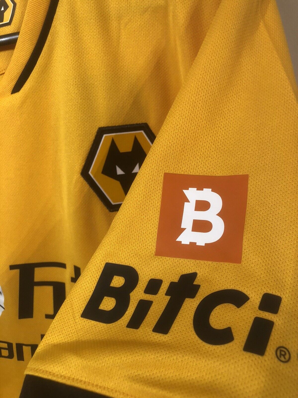 Neves #8 BNWT Wolves 2021/22 Euro Large Home Football Shirt Jersey Castore