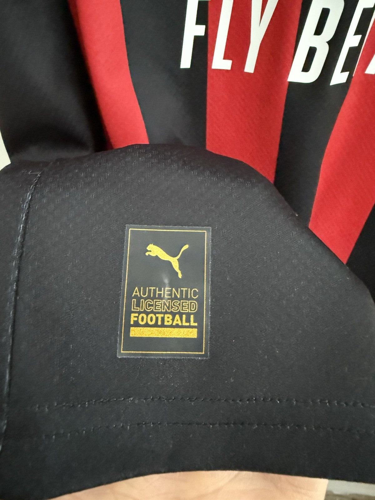 AC Milan Giroud #9 2022/23 Home Large Shirt Excellent Condition 765824-01