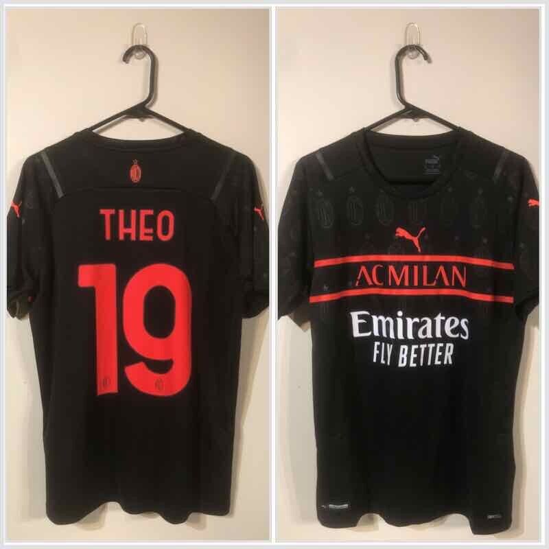 Theo #19 AC Milan Medium 2021/22 3rd Football Shirt Puma BNWT