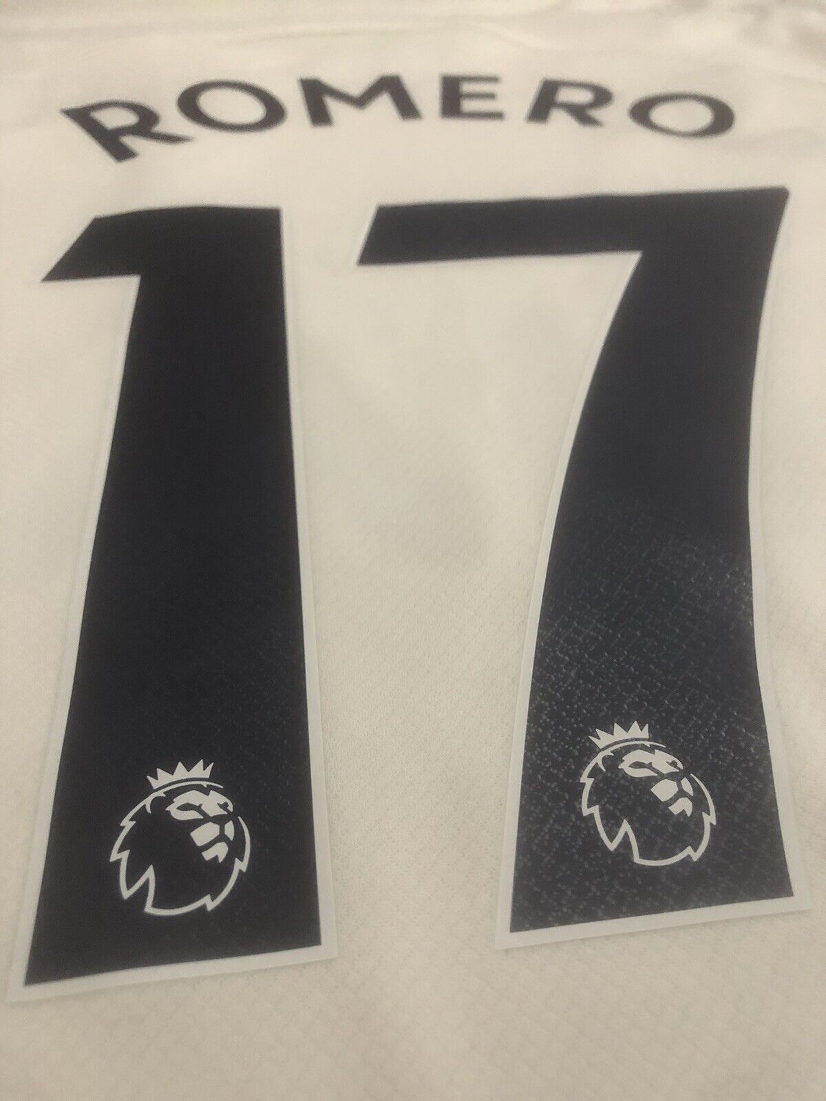 Romero #17 Tottenham Hotspur 2022/23 Large Home Excellent Condition DM1849-101