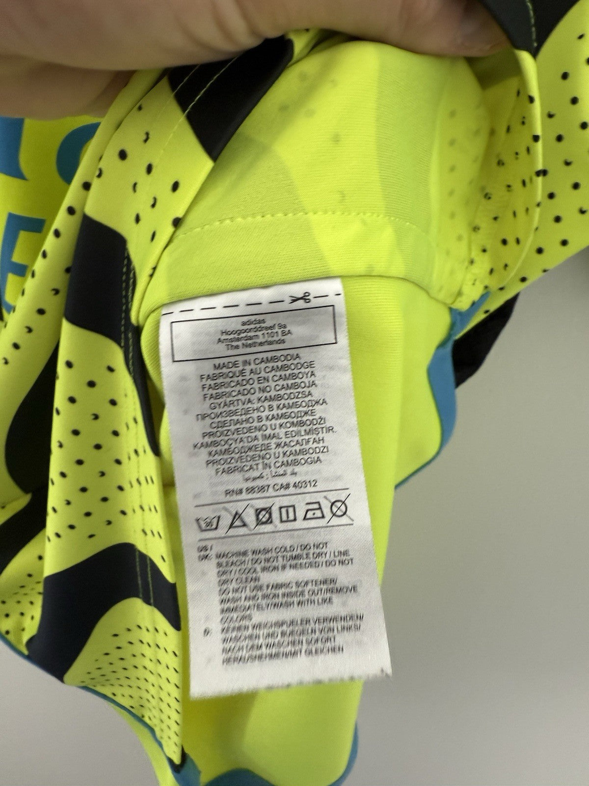 Arsenal Saka #7 2023/24 Small Away Shirt Adidas Excellent Condition HR6927