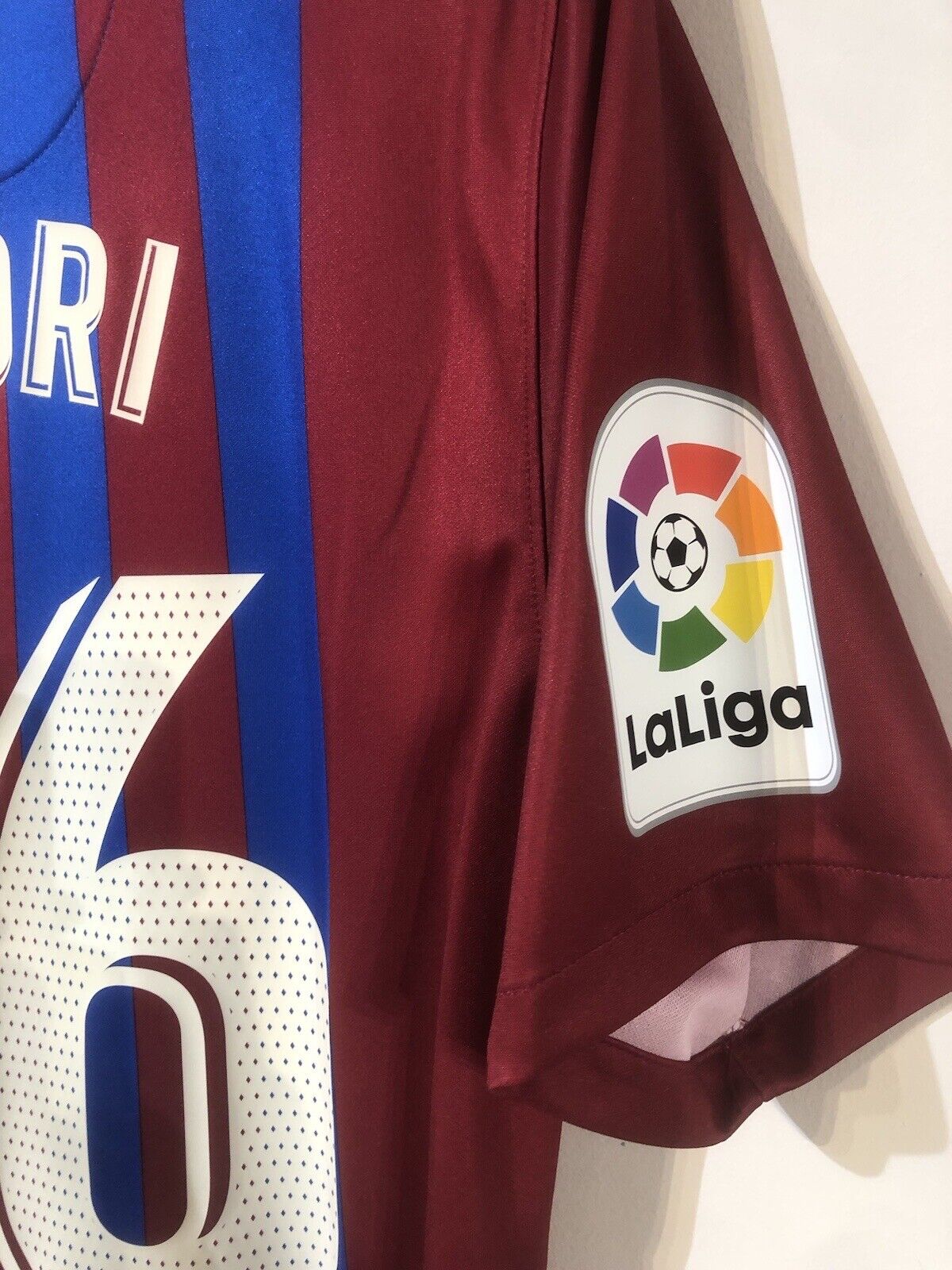 Pedri #16 Barcelona Medium 2021/22 Home Football Shirt Jersey Nike BNWT