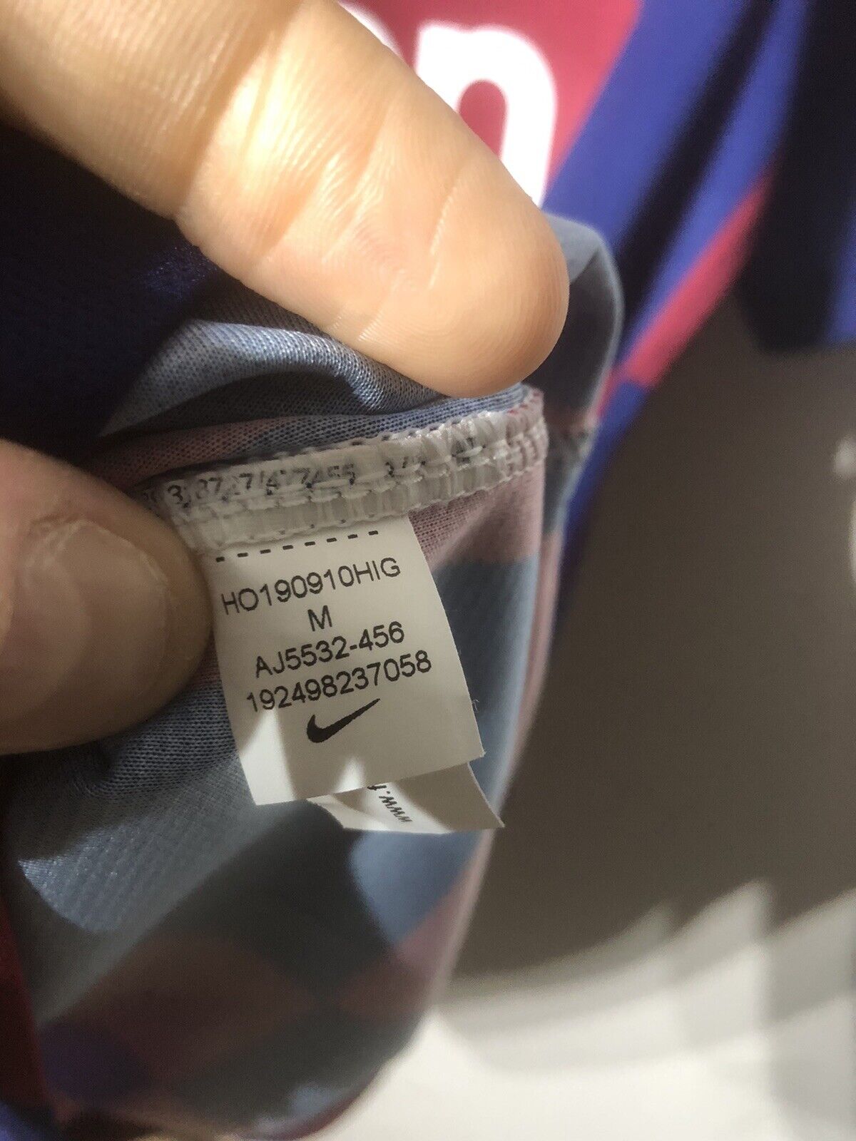 Suarez #9 Barcelona Medium 2019/20 Home Football Shirt Nike Excellent Condition