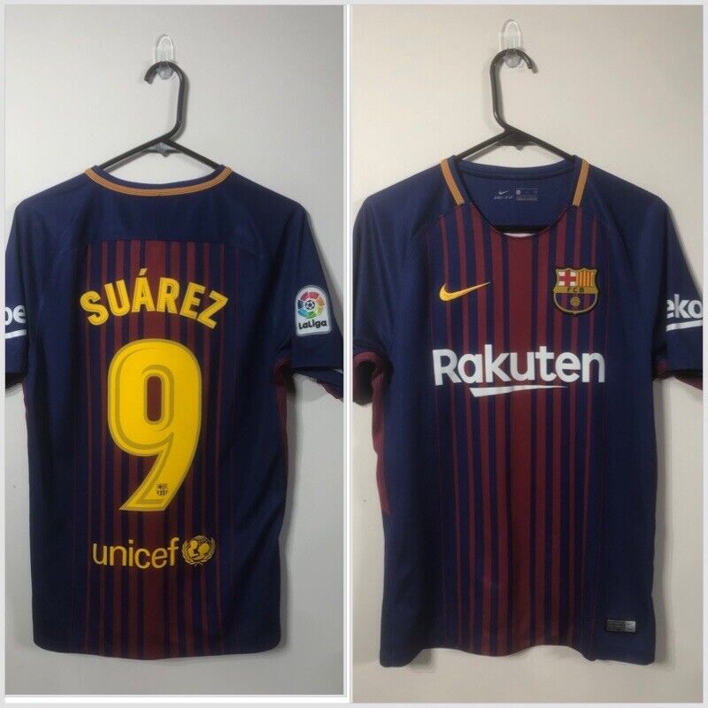 Suarez #9 Barcelona 2017/18 Small Home Shirt Nike Good Condition