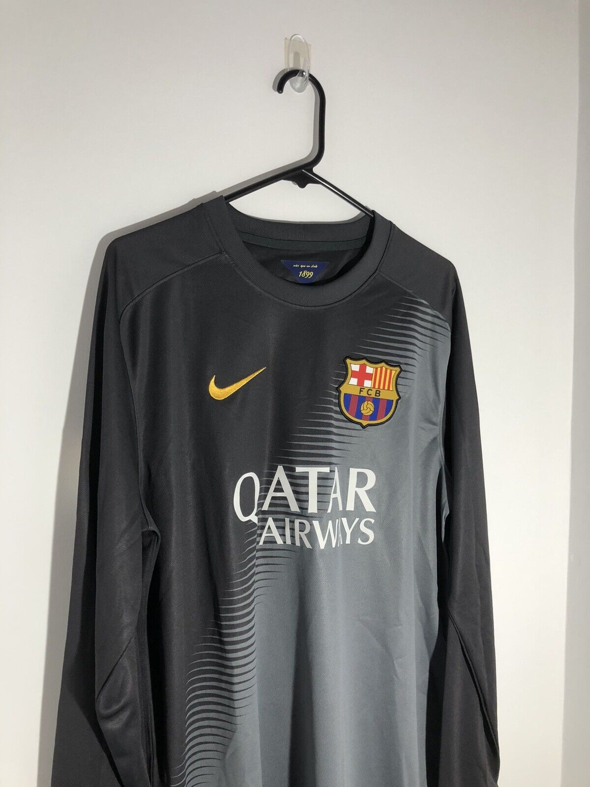 Barcelona 2014 15 Large Home Goalkeeper Shirt Brand New With Tag 610598 061