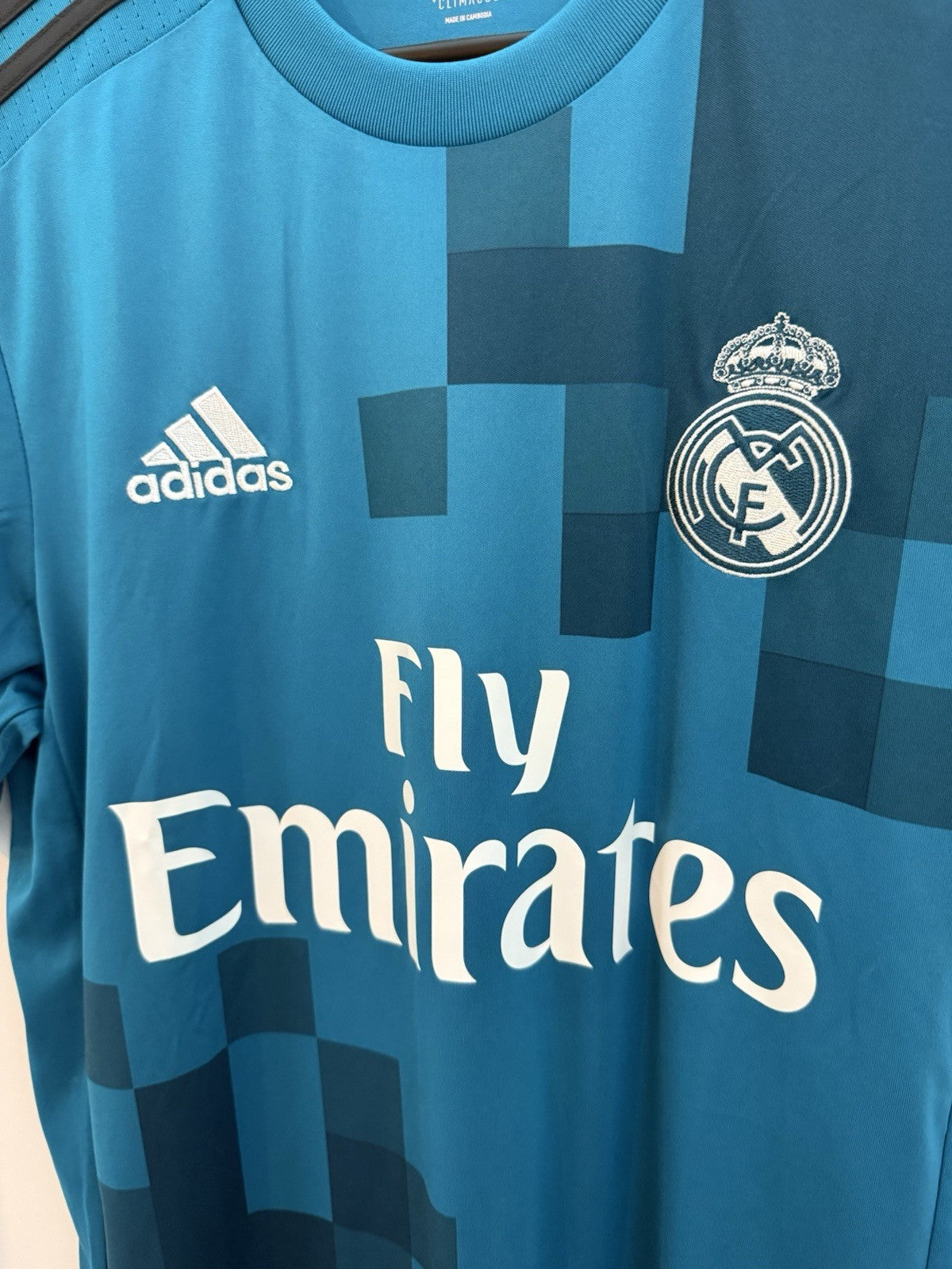 Real Madrid Bale #11 2017/18 Small 3rd Shirt Excellent Condition BR3539