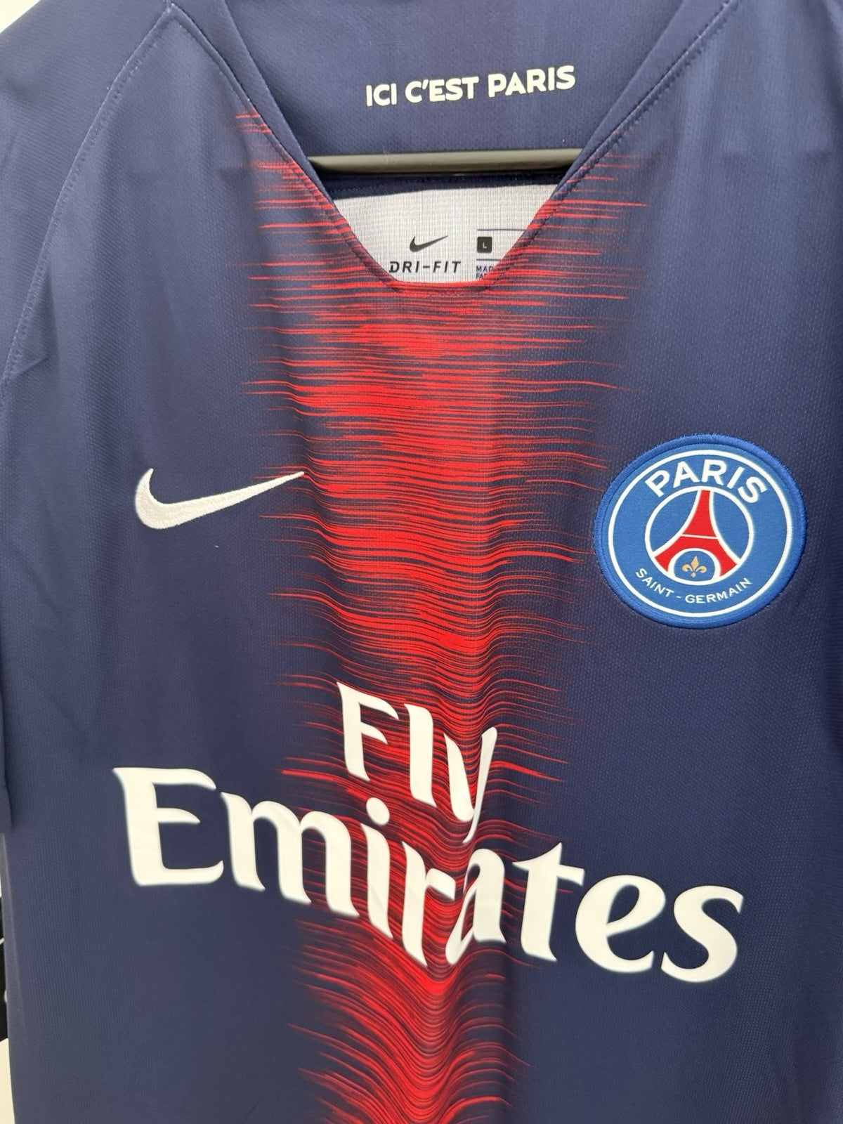 PSG Veratti #6 2018/19 Large Home Shirt Nike BNWT 894432-411