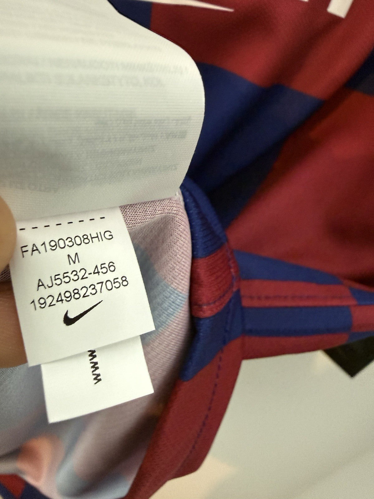 Barcelona Suarez #9 2019/20 Medium Home Shirt Nike BNWT AJ5532-456