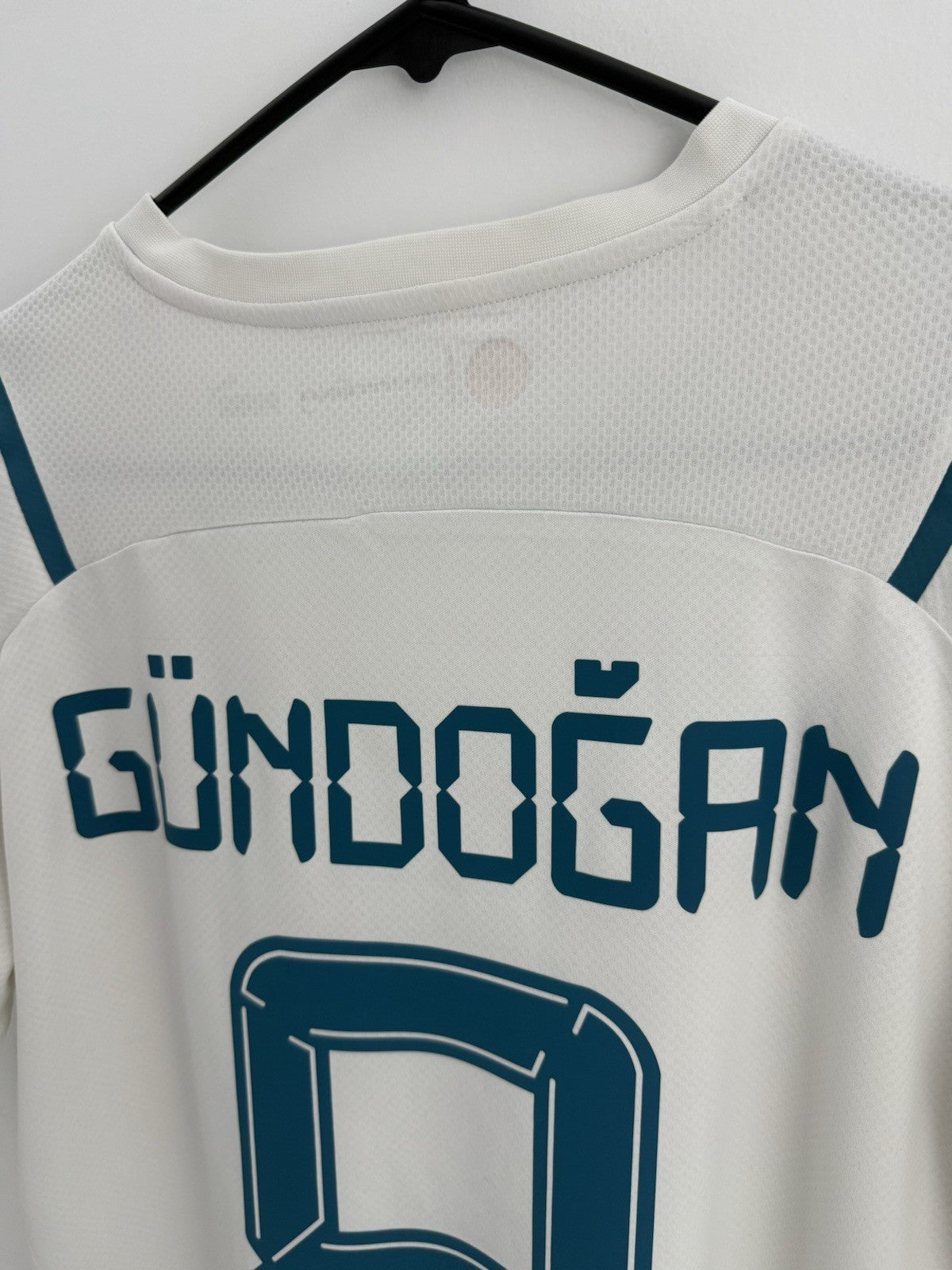 Manchester City Gundogan #8 2021/22 Medium Away Excellent Condition 759211-02