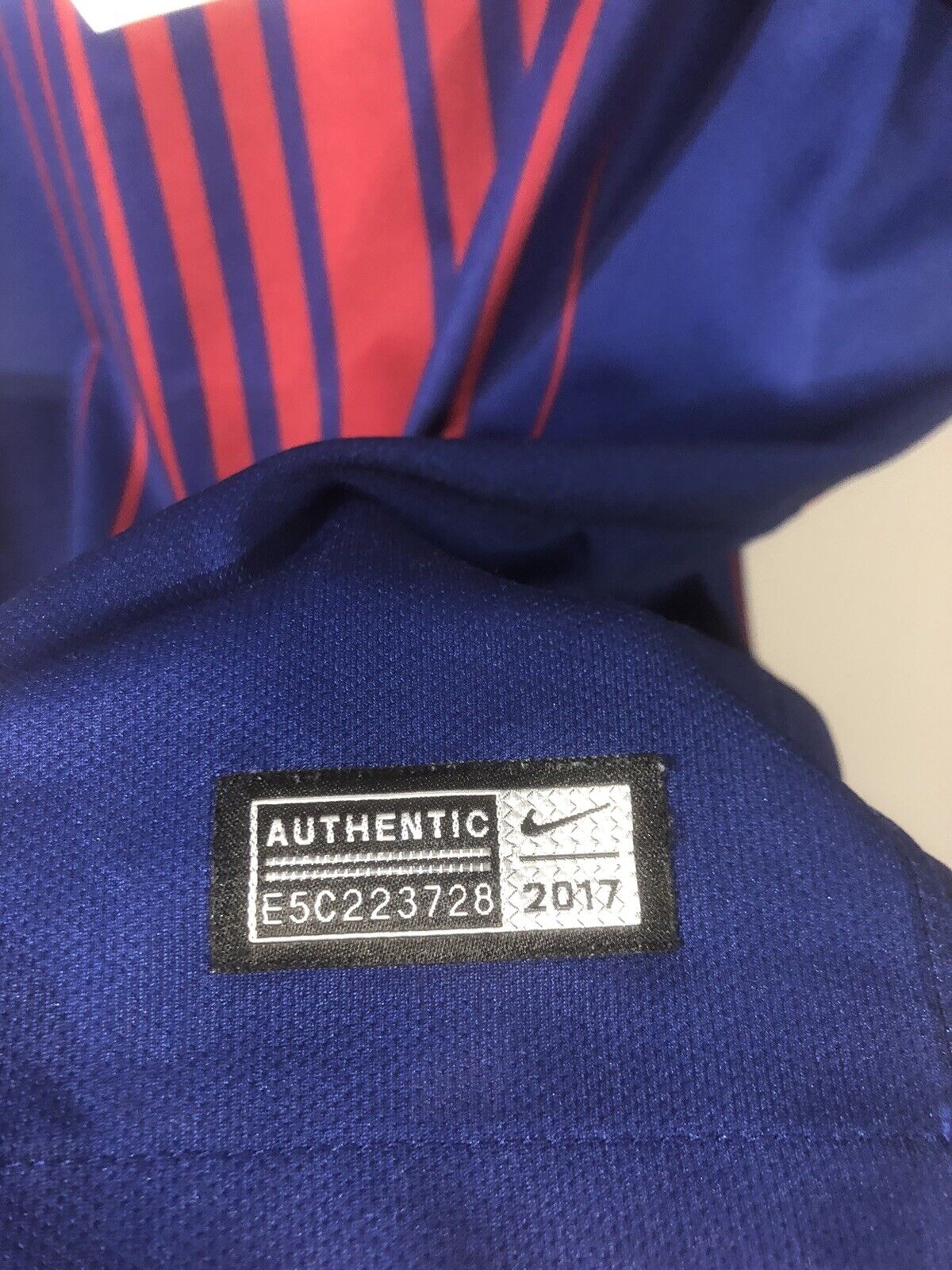 Suarez #9 Barcelona 2017/18 Medium CL Home Shirt Nike Excellent Condition