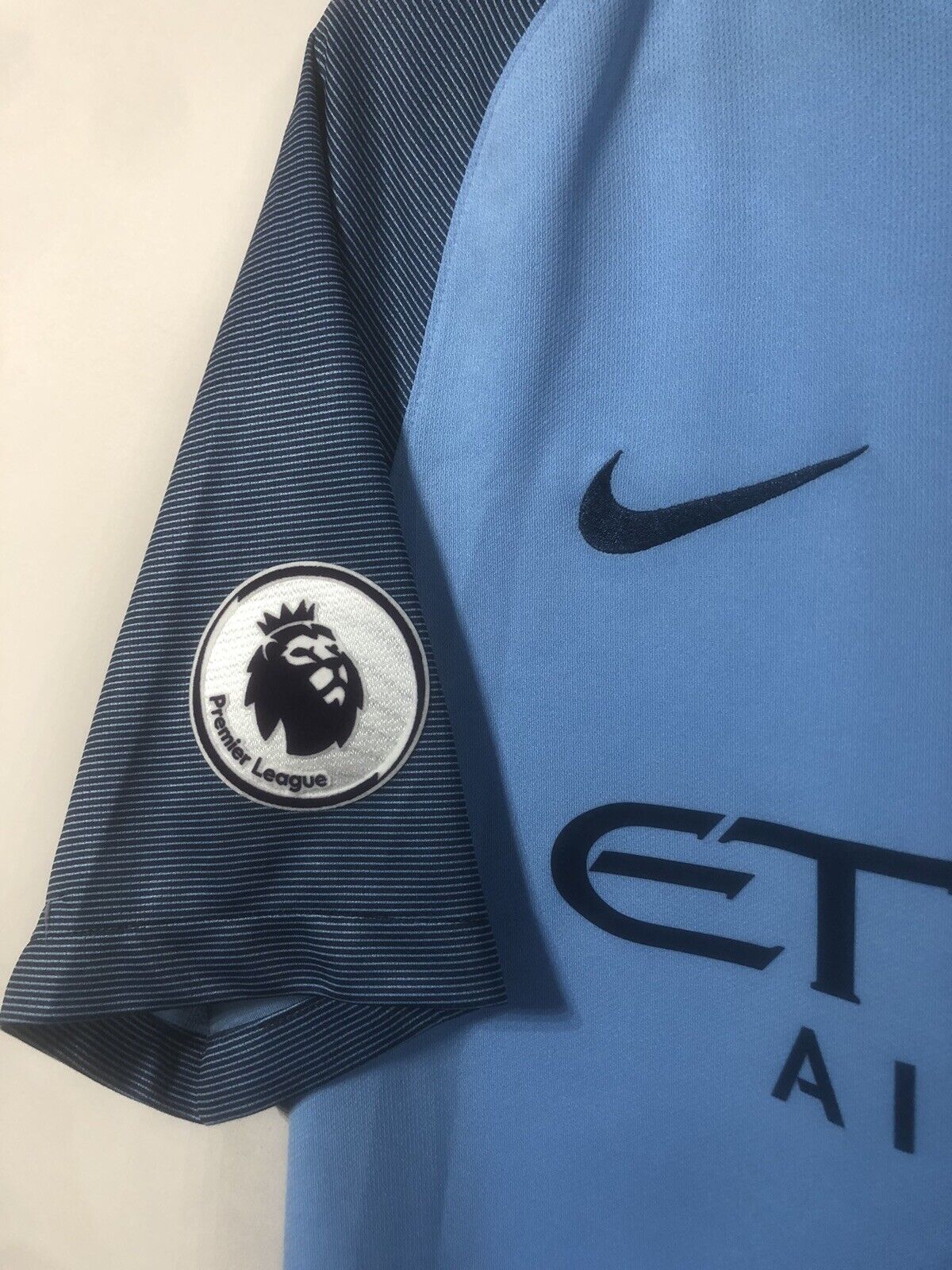 Stones 24 Manchester City 2016 17 Medium Home Excellent Condition 776907 489