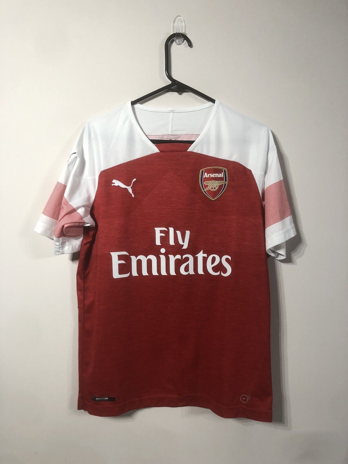 Saka #87 Arsenal 2018/19 Medium Home Shirt Puma Excellent Condition 753209-12