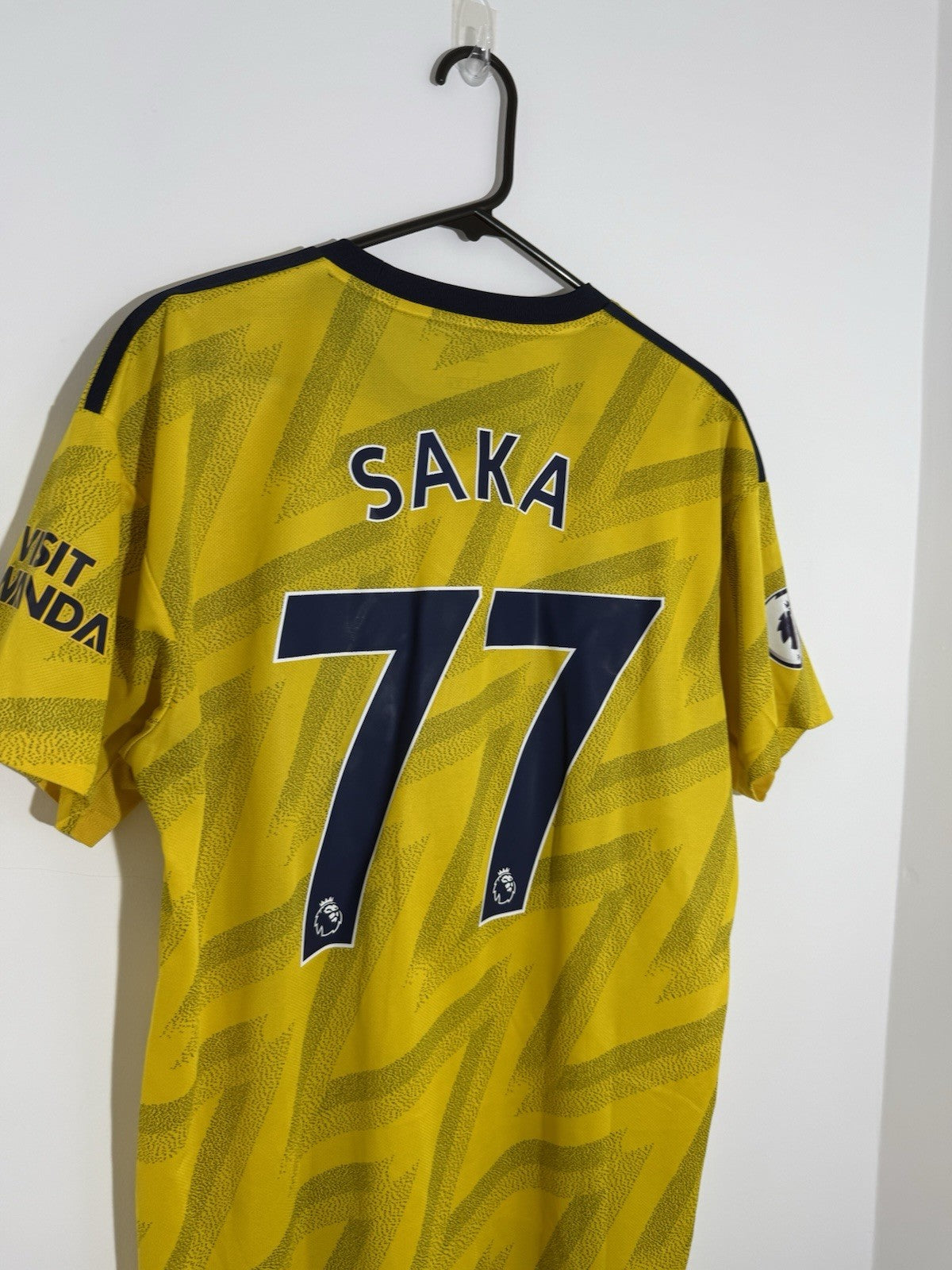 Arsenal Saka #77 2019/20 Large Away Shirt Excellent Condition EH5635