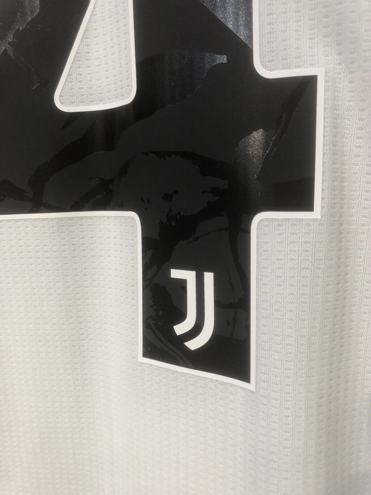 De Ligt #4 Juventus 2020/21 Medium Home Football Shirt Jersey Adidas BNWT