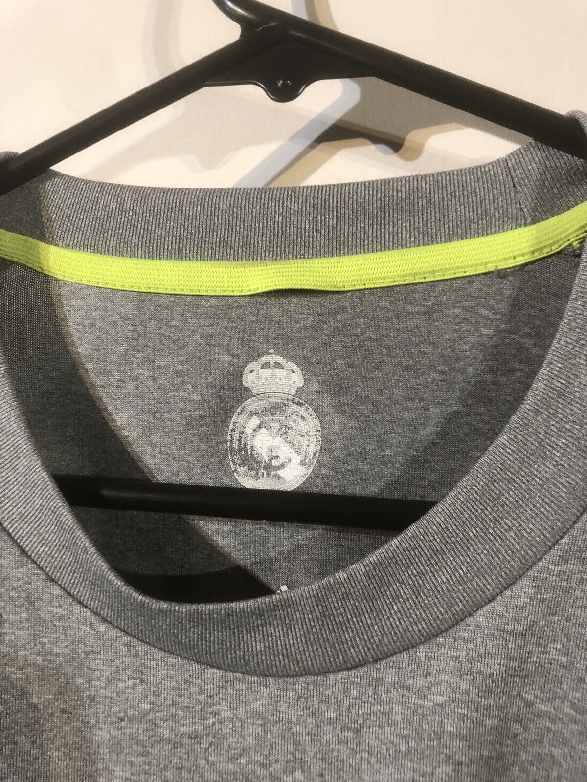 Benezma #9 Real Madrid 2015/16 Medium Away Football Shirt Good Condition