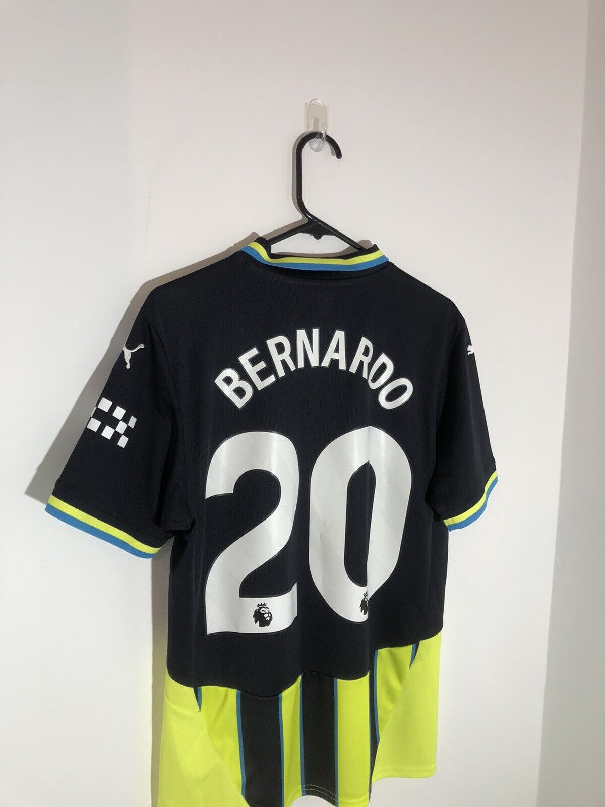 Bernardo 20 Manchester City 2024 25 Medium Away Excellent Condition 775086 02