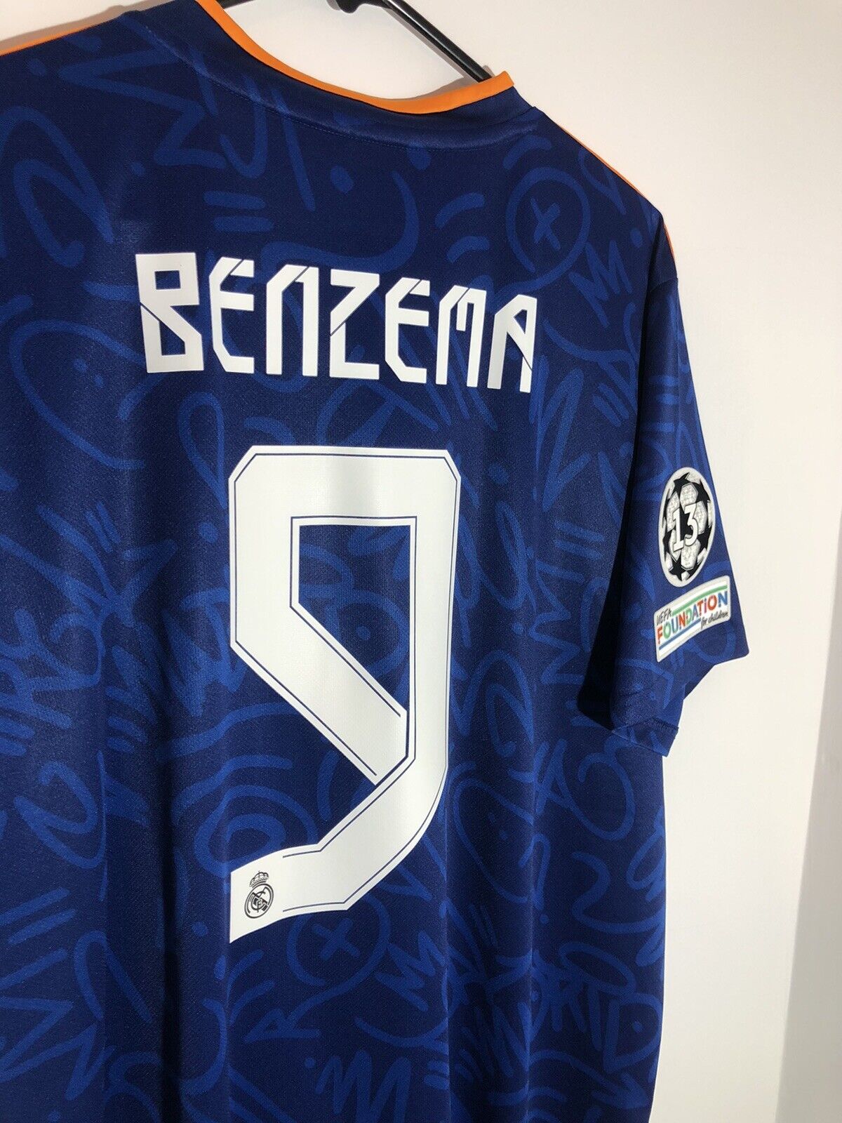 Benzema #9 Real Madrid 2021/22 XL Away Shirt Excellent Condition H40942