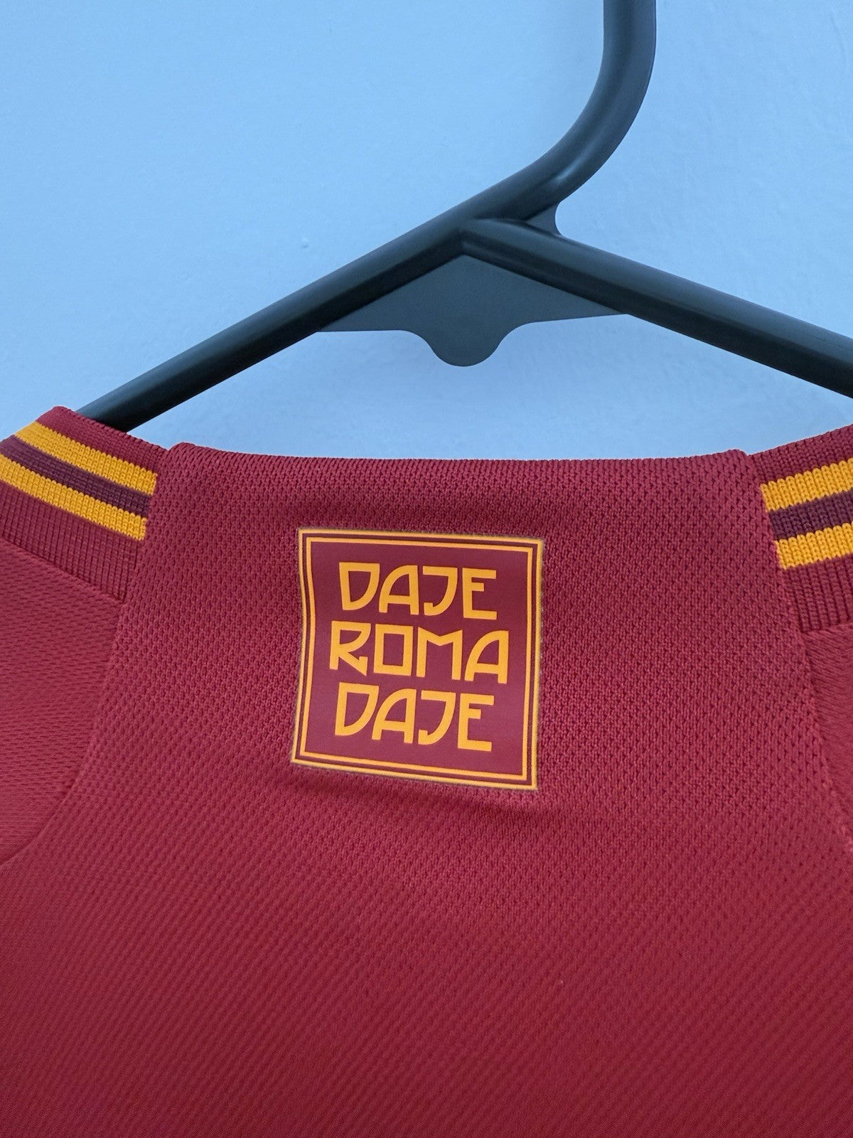 AS Roma Pellegrini #7 2023/24 Large Home Shirt Excellent Condition IK7166