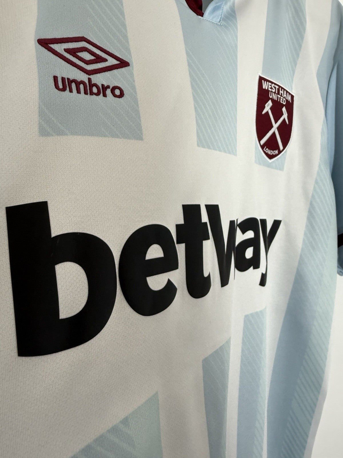 West Ham United Noble #16 2021/22 XL Away Shirt Umbro Excellent Condition