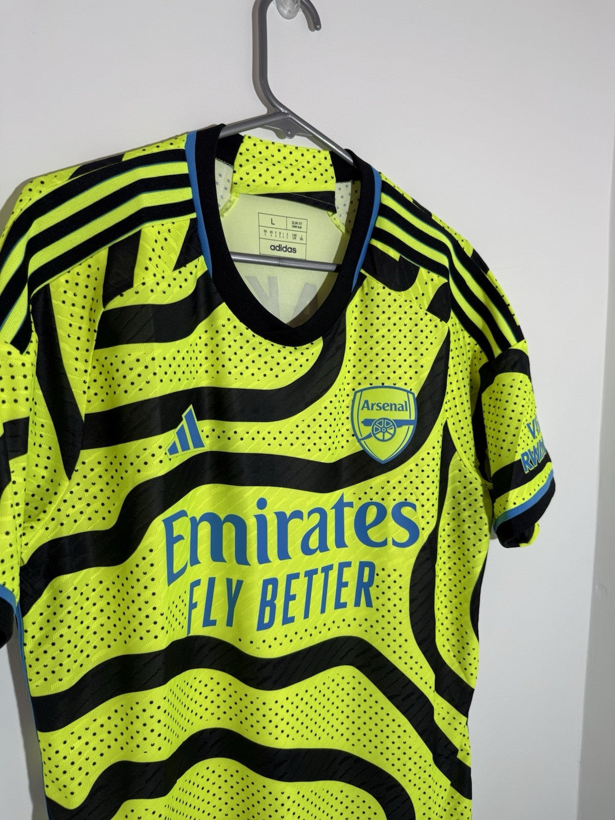 Arsenal Saka #7 2023/24 Large Authentic Away Shirt Adidas BNWT HR6926