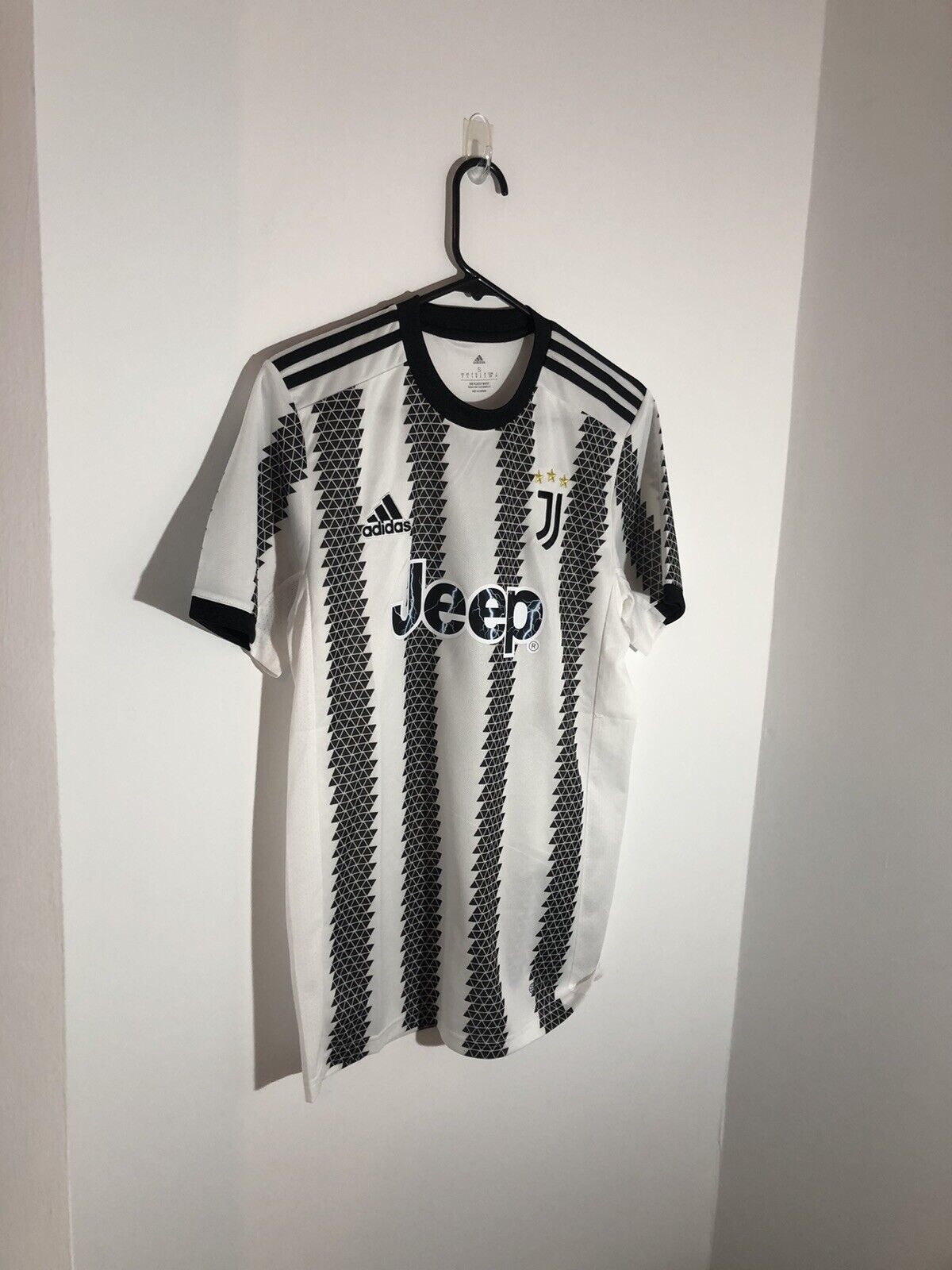 Vlahovic 9 Juventus 2022 23 Small Home Shirt Adidas Excellent Condition H38907
